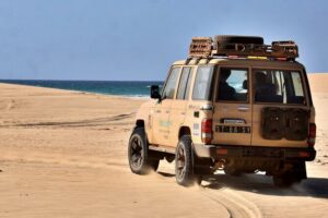 Boa Vista: 4h South Jeep Expedition Off-Road - Praia de Chaves: The Pottery Chimney, Dunes, and First Photos