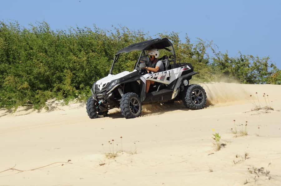 Boa Vista Island: Dunes, Desert &Sal Rei 4WD Buggy Adventure - Sal Rei and Bahia de Estoril: views you might catch, even if you don’t park long