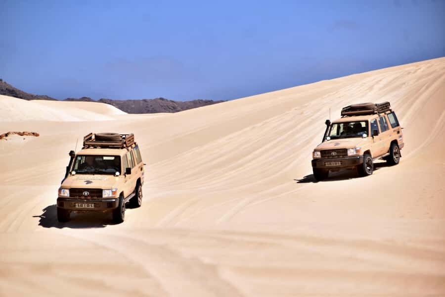 Boa Vista Jeep Expedition: Shipwreck & Viana Desert (4-Hour) - Bofareira bay and the Espingueira refreshment pause