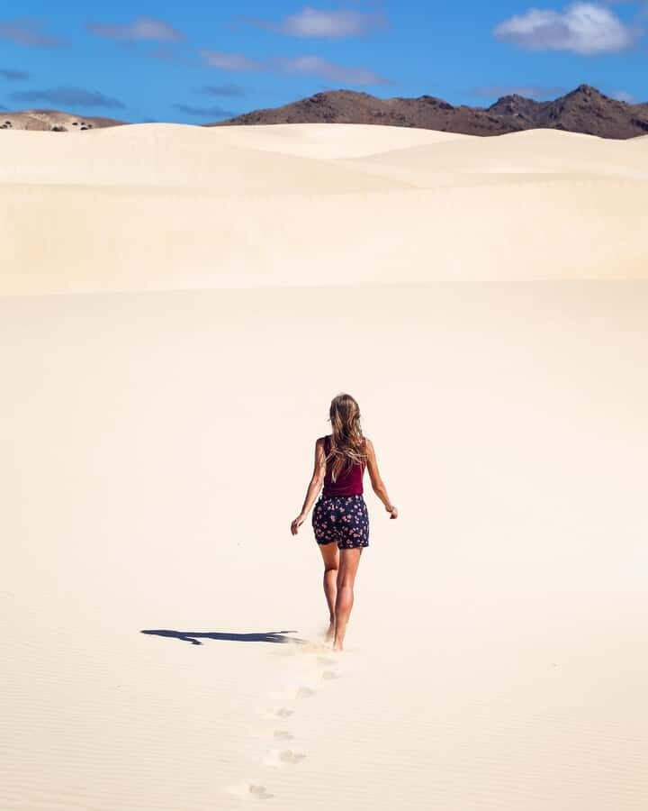Boavista: Santa Monica beach, Varandinha cave, Sand dunes - Varandinha Cave: a stop made for cool air and good angles