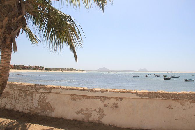 Combi Relax Tour - Stop 4: Sal Rei walk, market hall, and sea-view lunch