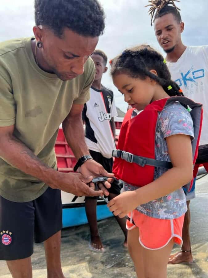 From Mindelo: Snorkel and Swim with Sea Turtles - The pacing: an hour total that still feels complete
