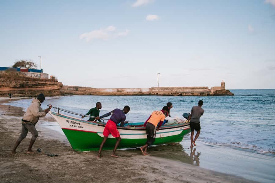 From Praia: Santiago Island Highlights Tour - Meeting at Praia’s port: easy start, clear handoff
