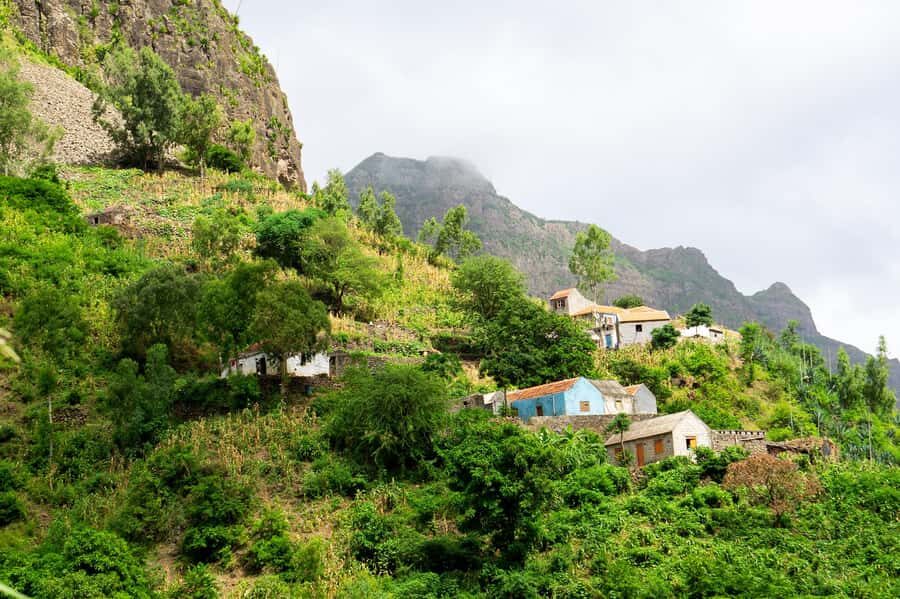 From Tarrafal: Serra to Principal Hike & Lunch with locals - Key things that make this day work