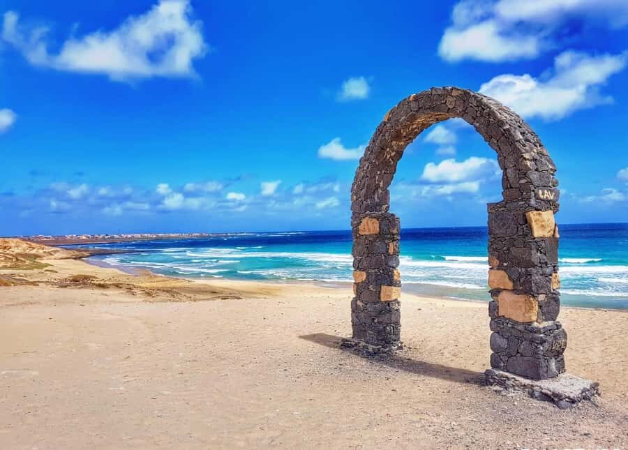 Full Day Island Tour, São Vicente, Mindelo, Highlights - Calhau Valley and lunch: farms, windmills, and how people work the land