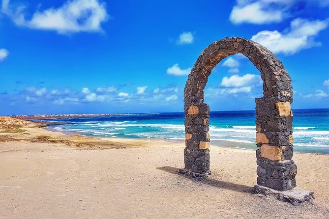 Half Day Island Tour, Sao Vicente, 4h - Baía das Gatas: Swim in the Protected Lagoon