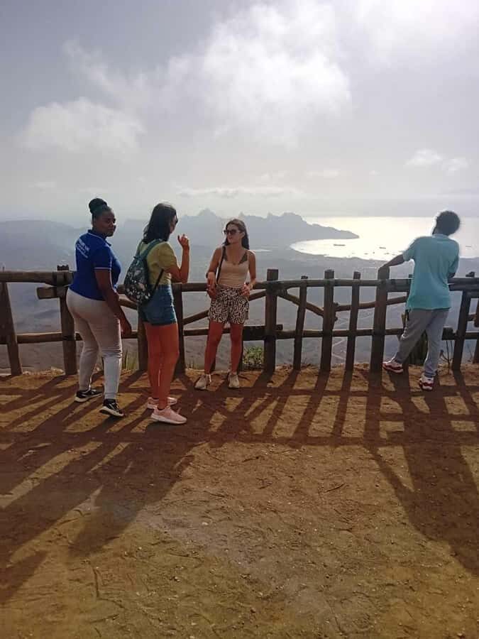 Hike to the highest point of Monte verde - The Walk Itself: Cobbled Road First, Trail Finish Near the Summit