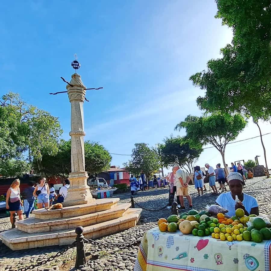 Praia & Cidade Velha: Guided City Tour - Pickup, timing, and where the tour actually starts