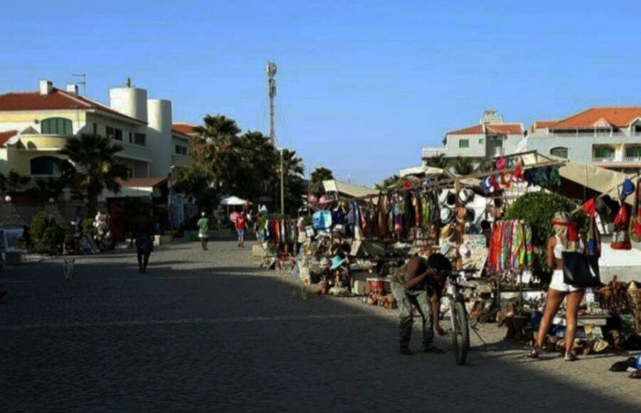 Sal island: Santa Maria city tour, street art and tapas - Key highlights you’ll notice right away