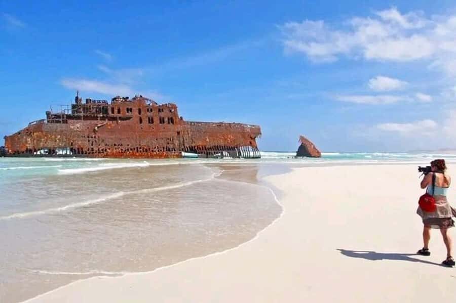 Sal Rei, Santa Monica Beach, Caves, Dunes & Shipwreck Tour - Why This North-to-South Boa Vista Route Works in 6 Hours