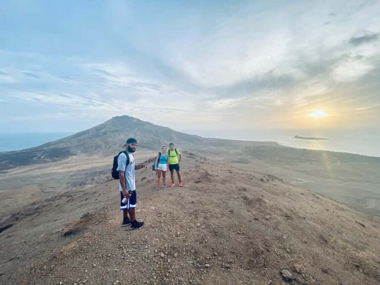 Santa Maria: Guided Coastal Hike & Monte Leão Sunset - Getting Started at Ponta Preta Beach (3:00 pm Start)