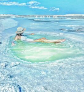 Santa Maria: Salt Mine, Natural Pool, and Shark Bay Tour - Kite Beach photo stop: wind sport season and quick scenery time