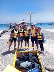 Santa Maria: Snorkeling Boat Tour - Two-stop snorkeling plan: Caldeirinha shipwreck first, Christ statue second