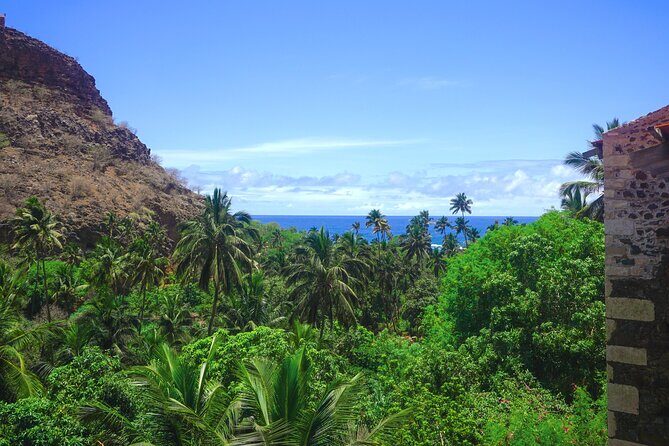 Santiago Island: 4-Hour Calabaceira Valley Hike & Guided Tour to Cidade Velha - Guide quality and the small-group advantage