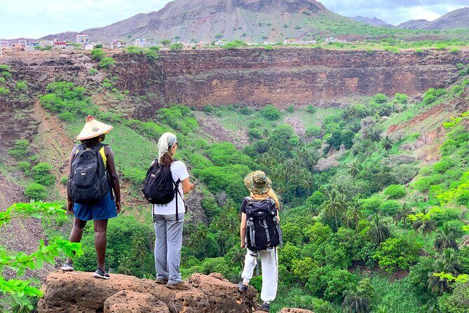 Santiago Island: 4-Hour Calabaceira Valley Hike & Guided Tour to Cidade Velha - Iglesia Calabaceira and the agricultural learning moment