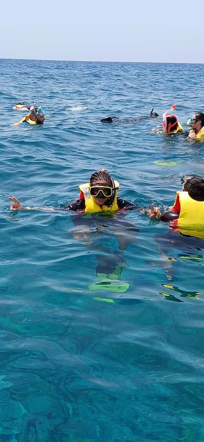 Snorkelling trip with certificate local guide - Snorkeling in Sal: shipwreck + the statue of Christ